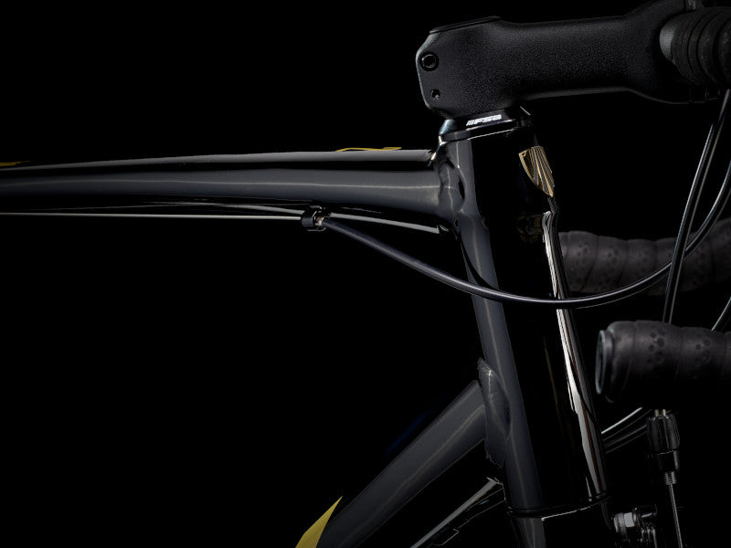 Domane AL 2 Road Bike Black