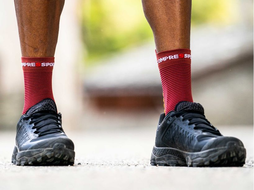 PRO RACING SOCKS V4.0 RUN HIGH - BROWN/ORANGE