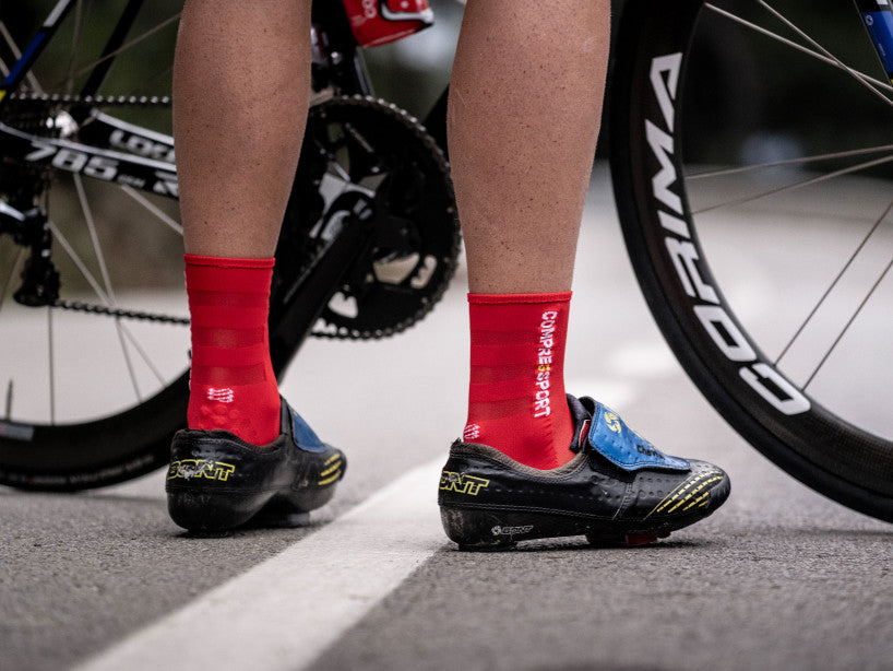 PRO RACING SOCKS V3.0 ULTRALIGHT BIKE RED