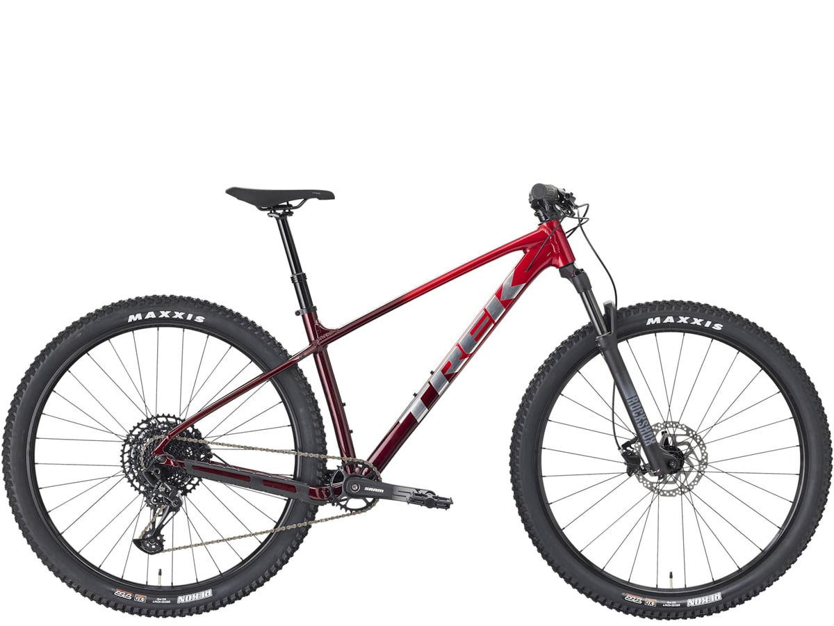 Trek Marlin 7 Gen 3 - Fury Red Fade