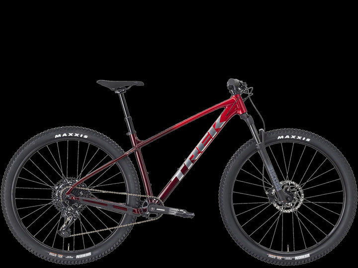 Trek Marlin 7 Gen 3 - Fury Red Fade